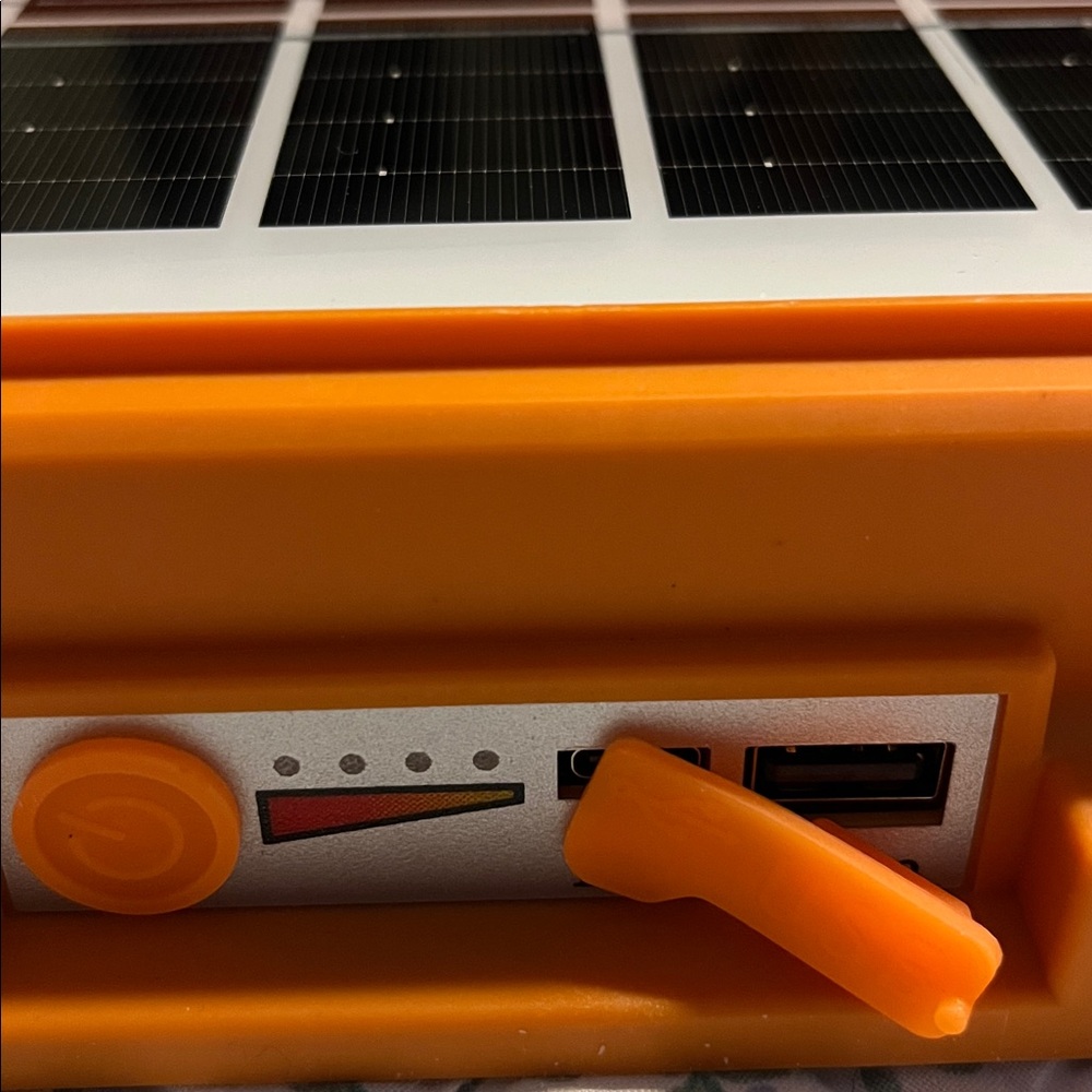 Orange Solar LED Light - Picture 6 of 8